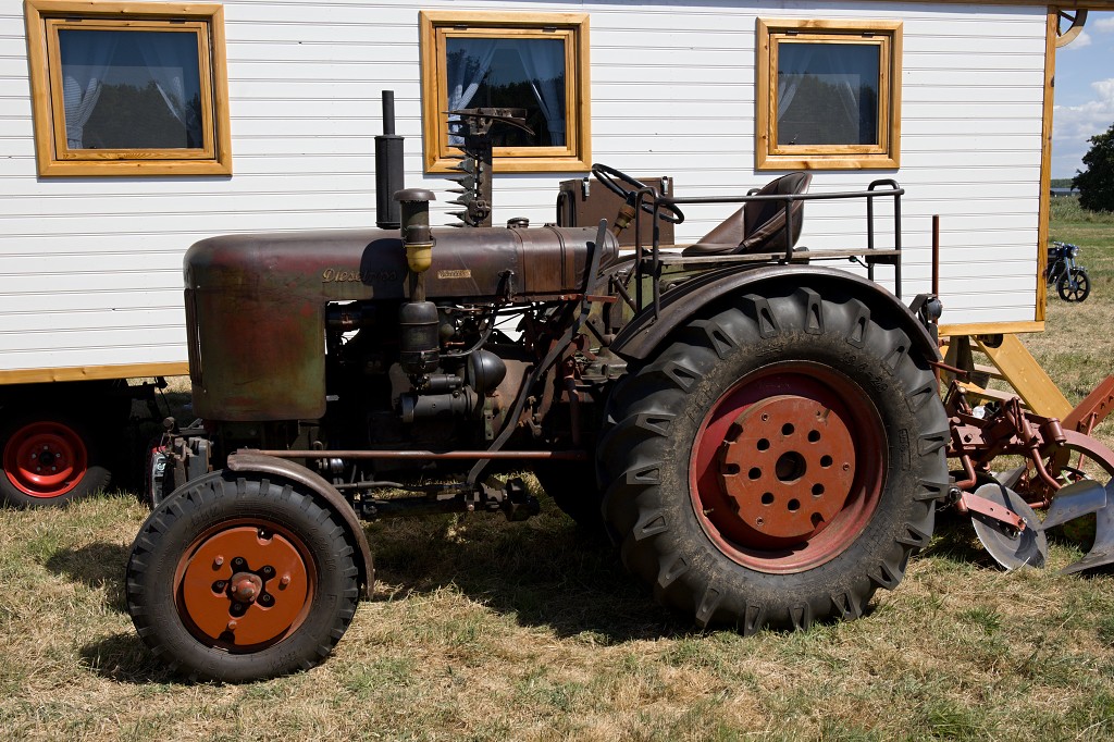 Tractor oldtimer fendt landbouw veeteelt industrie vee polder agrarisch agricultuur milieu klimaat stikstof co2 bio ecologisch biologisch natura2000 planetproof natura 2000 veehouderij